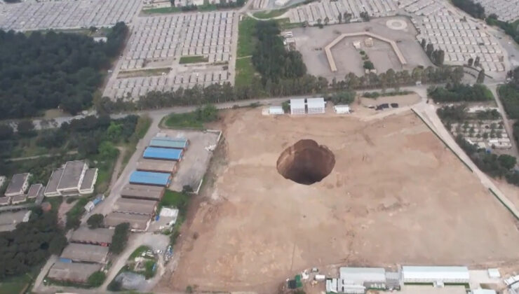 İskenderun’da Obruk Felaketi: Dörtyol-Hassa Demiryolu Projesi Şantiyesinde Dev Çökme