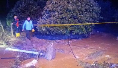 Adana’da Sağanak ve Dolu Felaketi: Selde 1 Kişi Hayatını Kaybetti, Aşiret Düğünlere Kısıtlama Getirdi