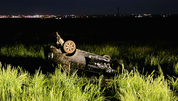 Son Dakika: Batı Karakoç’ta Feci Kaza! Otomobil Tarlaya Uçtu: 7’si Çocuk 10 Yaralı