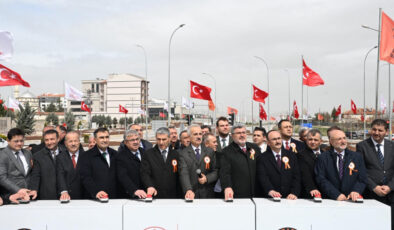 Ulaştırma Bakanı Uraloğlu’ndan Afyonkarahisar’a Ulaşım Müjdeleri: Yollar Hizmete Açılıyor, Yenileri Temel Atılıyor