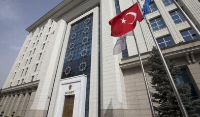 AK Parti’den Köşk Belediye Başkanı’na Disiplin Soruşturması ve Nevşehir’de Trafik Kavgası: Bıçaklı Kavgada 2 Tutuklama