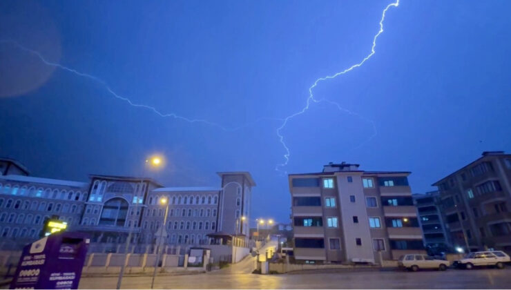 Meteoroloji’den 9 İle ‘Sarı’ Kodlu Uyarı: Sağanak ve Toz Taşınımına Dikkat!