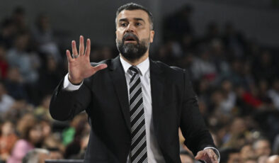 Erdem Can’dan Maç Değerlendirmesi: Türk Telekom, Hücum Ribauntlarında Sıkıntı Yaşadı ve Üçüncü Maça Odaklandı