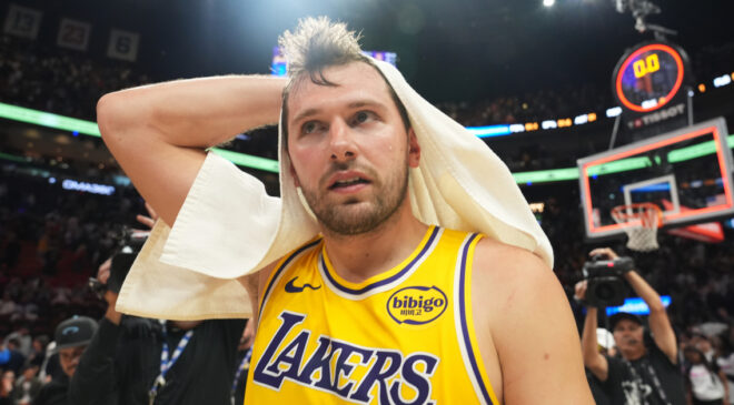 Luka Doncic’ten Kötü Haber: Sakatlık Sezonu Kapattırdı, Ödül Şansı Tehlikede!