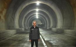 Ulaştırma Bakanı Uraloğlu’ndan Yüksek Hızlı Tren Müjdesi: Seyir Süreleri Kısalıyor, Hedef 2053’te Tüm Türkiye’yi Hızlı Trenle Gezmek