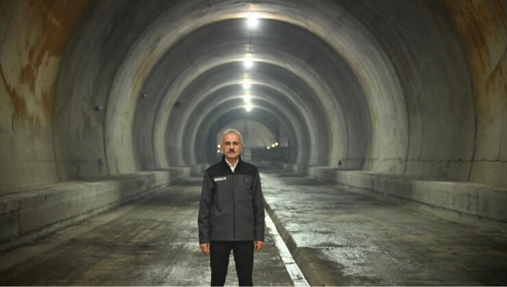 Ulaştırma Bakanı Uraloğlu’ndan Yüksek Hızlı Tren Müjdesi: Seyir Süreleri Kısalıyor, Hedef 2053’te Tüm Türkiye’yi Hızlı Trenle Gezmek