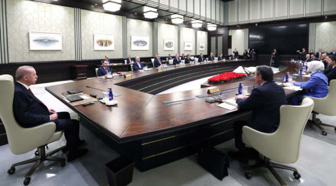 Cumhurbaşkanlığı Kabinesi Toplanıyor: Ortadoğu’daki Savaş, Ekonomi ve Güvenlik Gündemde