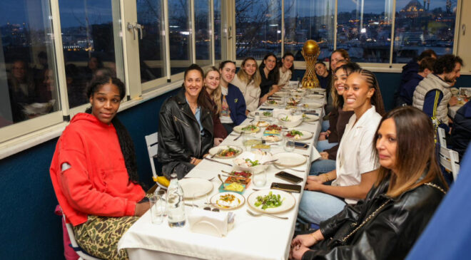 Fenerbahçe Opet Şampiyonluğu Coşkuyla Kutladı: Beyoğlu’nda Birlik ve Başarı Vurgusu