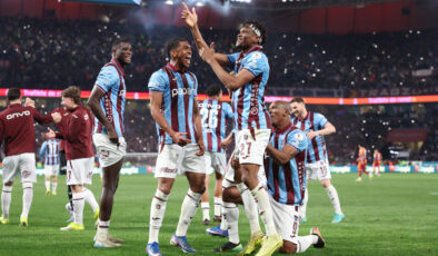 Trabzonspor’dan Galatasaray’a Darbe: Zirve Yarışında İddiasını Sürdürdü!
