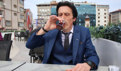 Rizeli Esnaf ‘Atom’ Lakabını Mahkeme Kararıyla Resmi İsmi Yaptı: Yeni Kimliğim Bana Öz Güven Veriyor