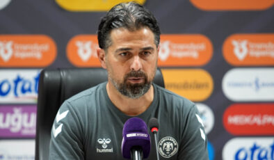 İlhan Palut’tan Maç Değerlendirmesi: Konyaspor için Bir Puan Kazanç, Samsunspor Daha Dominanttı
