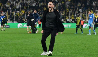 Fenerbahçe Teknik Direktörü Domenico Tedesco’dan Beşiktaş Galibiyeti Değerlendirmesi: ‘Canavar Gibiydik!’