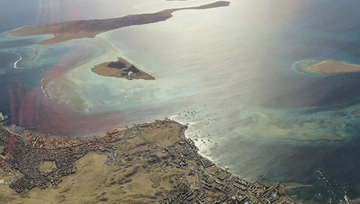 Hürmüz Boğazı’nda Yeni Dönem: İran’dan ABD ve İsrail’e Geçiş Kısıtlaması, Ücret Uygulaması Geliyor