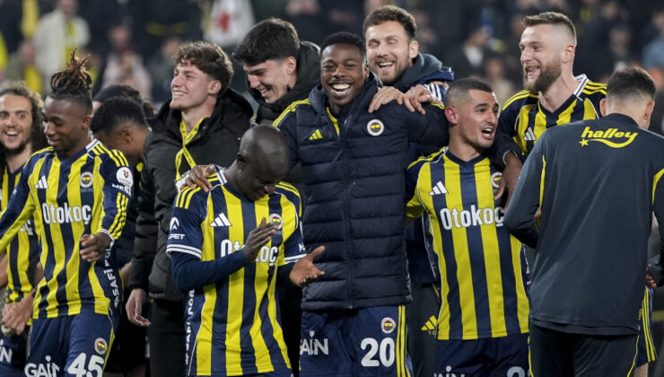 Fenerbahçe, Beşiktaş’ı Uzatmalarda Penaltıyla Geçti: Şampiyonluk Yarışı Alevlendi!