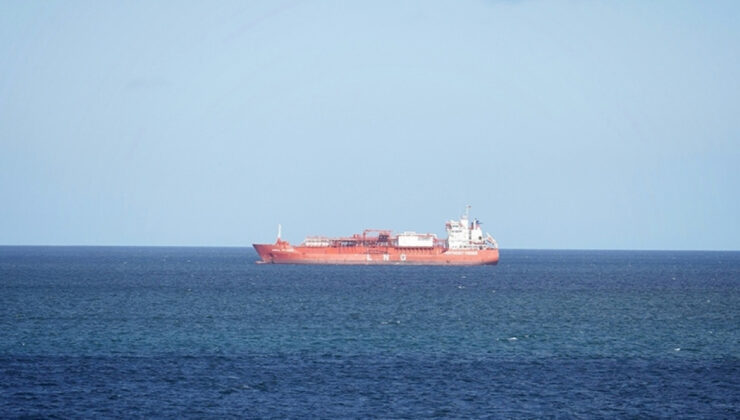Hürmüz Boğazı’nda Son Durum: Bakan Uraloğlu’ndan Açıklama ve Türk Gemilerinin Güvenli Geçişi