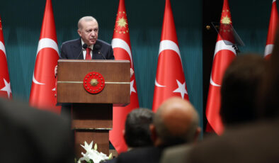 Cumhurbaşkanlığı Kabine Toplantısı Erdoğan Başkanlığında Toplandı: Gündemde Önemli Gelişmeler ve İran’dan Savaş Uçağı Açıklaması