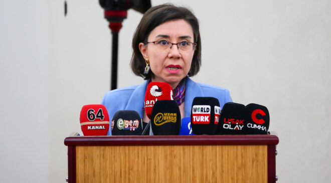 Uşak Belediyesi’nde Başkan Vekili Seçimi: Hatice Terekeci Özkan Göreve Geldi