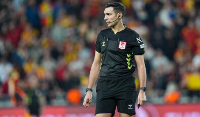 Trendyol Süper Lig’de Erteleme Maçlarının Hakemleri Belli Oldu: Göztepe-Galatasaray ve Çaykur Rizespor-Samsunspor Maçları