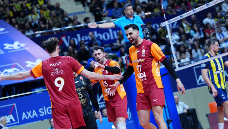 Galatasaray HDI Sigorta, Fenerbahçe’yi Ele Geçirerek AXA Sigorta Kupa Voley Finaline Yükseldi!