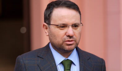 Turgutlu’da Kan Döküldü: Boşanma Aşamasındaki Eşini ve Ailesini Öldüren Şahıs Yakalandı