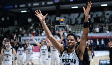 Beşiktaş GAİN, Karşıyaka’yı Zorlu Maçta Geçti: Playoff Yarışında Kritik Galibiyet!