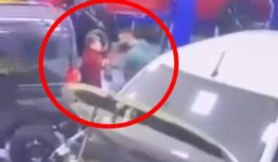 Bursa’da Oto Tamircisinde Skandal: Usta, Telefonuna Baktı Diye Çırağını Darp Etti! (Güvenlik Kamerası Kayıtları)