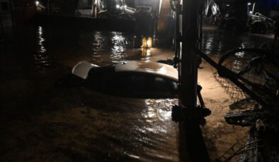 Kadirli’yi Sel Vurdu: Bülbül Deresi Taştı, 2 Kişi Hayatını Kaybetti