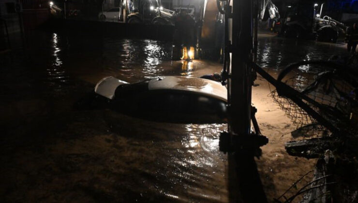 Kadirli’yi Sel Vurdu: Bülbül Deresi Taştı, 2 Kişi Hayatını Kaybetti