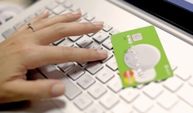 Ticaret Bakanlığı’ndan E-Ticaret Hamlesi: Yerli Üreticilere Dijital Fırsatlar Kapısı Açılıyor