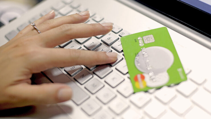 Ticaret Bakanlığı’ndan E-Ticaret Hamlesi: Yerli Üreticilere Dijital Fırsatlar Kapısı Açılıyor