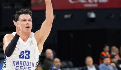 Anadolu Efes, EuroLeague’de Maccabi Rapyd Deplasmanında Galibiyet Arıyor