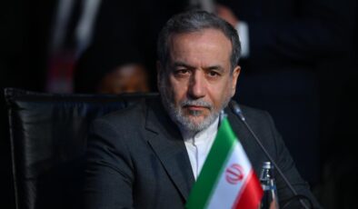 İran’dan ABD’ye Sert Tepki: Bakan Arakçi’den Saldırılara Yönelik Eleştiriler