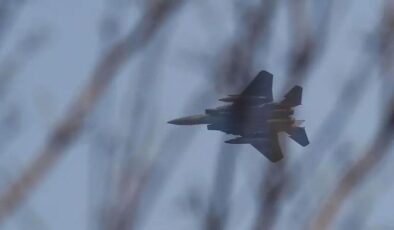 İran’da Düşürülen ABD Uçağı Krizi: Pilotu Sağ Ele Geçirene Ödül Vaadi ve Arama Çalışmaları