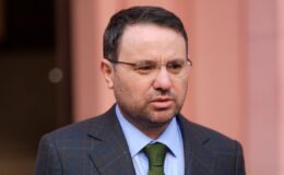 Bakan Gürlek’ten Hukuk Okuryazarlığı Vurgusu: Yapay Zeka Avukatlığa Alternatif Değil, Destekleyici Bir Araç