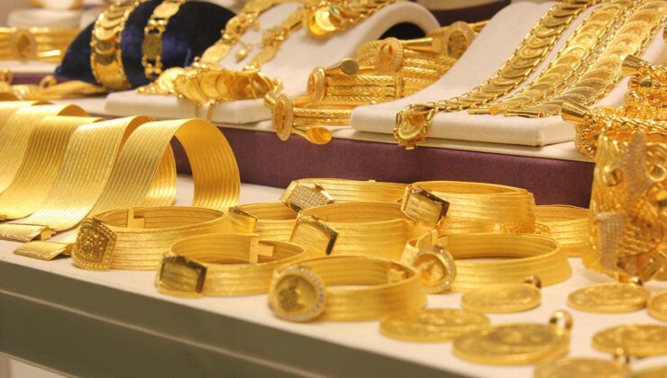 Altın Fiyatları Haftaya Düşüşle Başladı: Jeopolitik Riskler ve Enflasyon Endişeleri Etkili