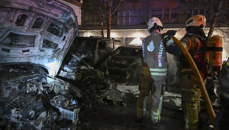 Barbaros Bulvarı’nda Korkunç Yangın: 14 Lüks Araç Alevlere Teslim Oldu