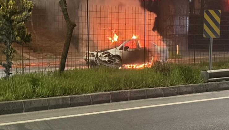 Çerkezköy-Kapaklı Yolunda Korkunç Kaza: Otomobil Alev Aldı, Can Kaybı Yaşanmadı