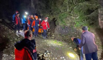 Doğanlar Kalesi’nde Korku Dolu Anlar: 22 Yaşındaki Genç 30 Metreden Yuvarlandı, Kurtarma Ekipleri Seferber Oldu