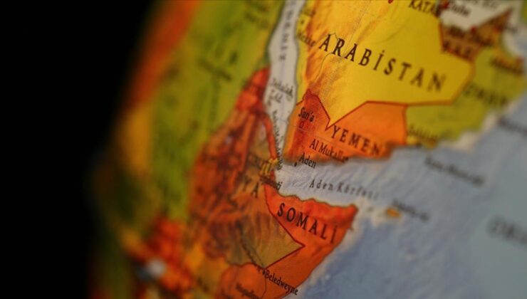 İran’dan ABD’ye Sert Uyarı: Hürmüz Gibi Babülmendep de Kapanabilir