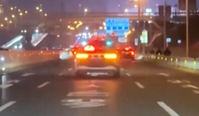 Çin’de Sürücüsüz Taksi Krizi: Apollo Go Araçları Sistem Arızası Nedeniyle Yolda Kaldı