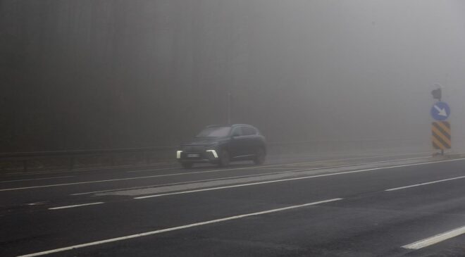Bolu Dağı’nda Sis ve Sağanak Etkisi: Görüş Mesafesi 30 Metreye Düştü, Sürücüler Dikkat!