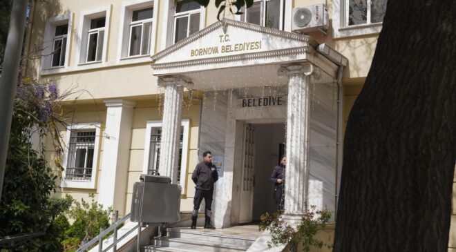 Bornova Belediyesi’nde Rüşvet ve Yolsuzluk İddiaları: Belediye Başkanı Ömer Eşki Gözaltına Alındı