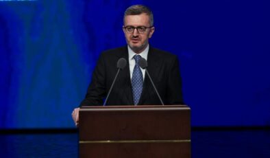 İletişim Başkanı Burhanettin Duran’dan Netanyahu’ya Sert Tepki: ‘Soykırımcı ve Suçlu’