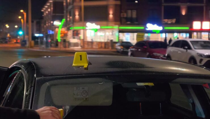 Bursa’da Korkutan Olay: Seyir Halindeki Araca Yorgun Mermi İsabet Etti