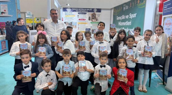 Minik Yazarlardan Anlamlı Dokunuş: ‘Benim Hikayem Benim İmzam’ Kitabı Depremzedeler İçin Umut Oldu