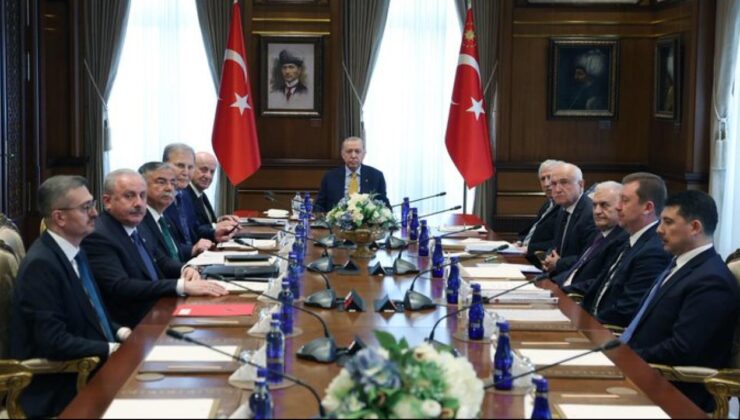 Cumhurbaşkanlığı Yüksek İstişare Kurulu Toplandı: Bölgesel Gelişmeler, ‘Terörsüz Türkiye’ ve İç Cephenin Güçlendirilmesi Ele Alındı