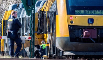 Danimarka’da Tren Faciası: Gribskov Hattında İki Tren Çarpıştı, 17 Yaralı, 5’inin Durumu Ağır
