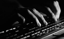 Okul Saldırıları ve Dijital Şiddet: Prof. Dr. Sunar’dan Kapsamlı Bir Değerlendirme