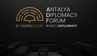 Antalya Diplomasi Forumu’nda Çocukların Dijital Güvenliği Gündemde: Bakan Göktaş’tan Önemli Açıklamalar