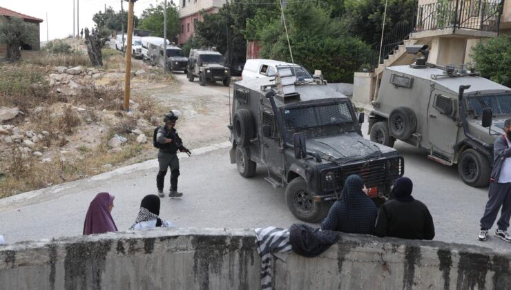 İsrail Ordusu Doğu Kudüs’te Baskınlarını Sürdürüyor: Çok Sayıda Gözaltı ve Yıkım Tehdidi
